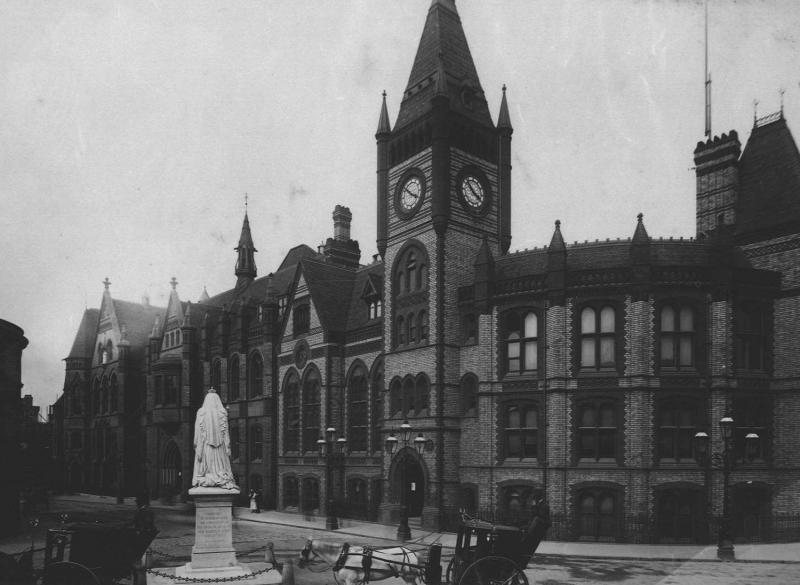 Reading Town Hall in about 1890