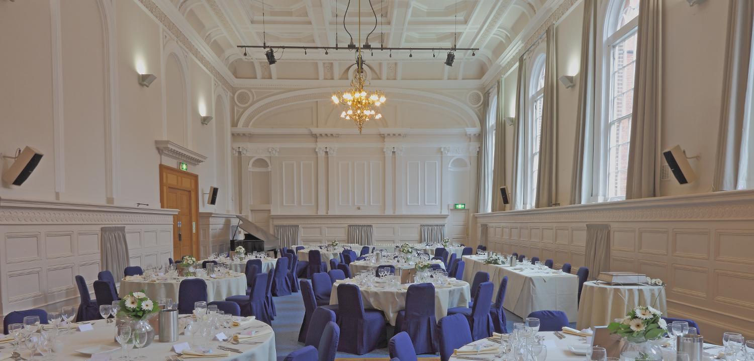 A wedding in Victoria Hall