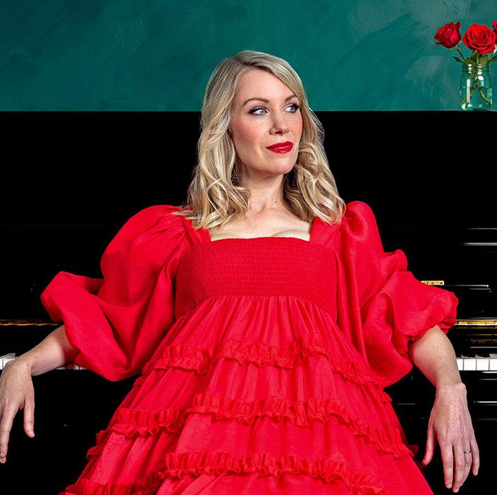 Photo of Rachel Parris